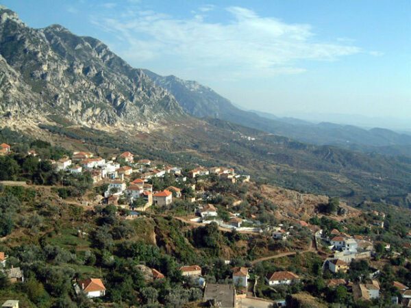 Albanopolis and Kruja - Image 3